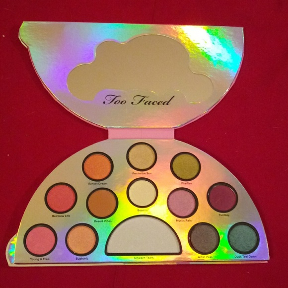 TOO FACED LIFE'S A FESTIVAL EYESHADOW PALETTE - Picture 4 of 8